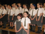 Forefield Junior School Choir - Follow That Star! Christmas 2008